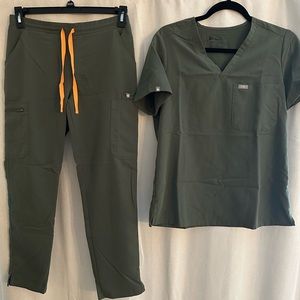 FIGS Moss color S/SP